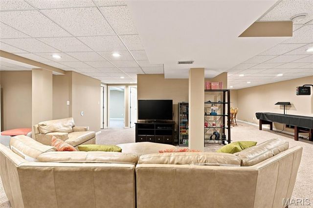 4550 Mattis Road, Mehlville, MO 63128