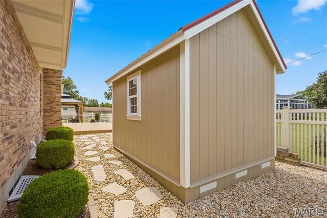 4550 Mattis Road, Mehlville, MO 63128