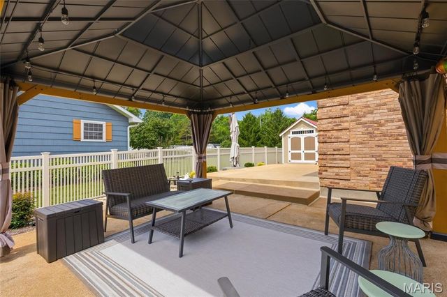 4550 Mattis Road, Mehlville, MO 63128