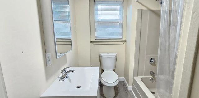 53 Taylor Ave 3, Brockton, MA 02302