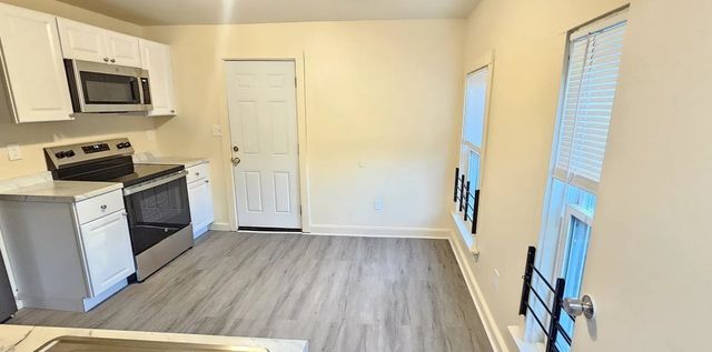 53 Taylor Ave 3, Brockton, MA 02302