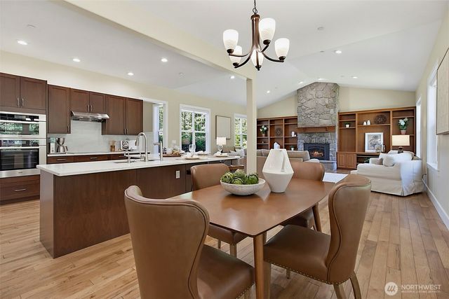 22420 270th Avenue SE, Maple Valley, WA 98038