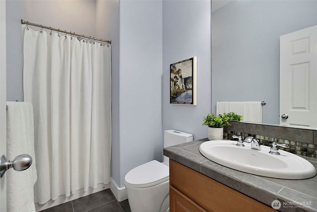 22420 270th Avenue SE, Maple Valley, WA 98038