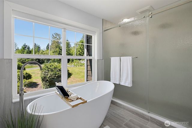 22420 270th Avenue SE, Maple Valley, WA 98038