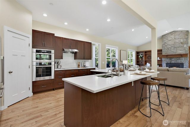 22420 270th Avenue SE, Maple Valley, WA 98038