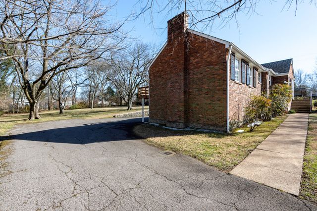 4018 Estes Road, Nashville, TN 37215