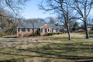 4018 Estes Road, Nashville, TN 37215