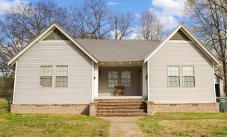 512 N Slemons Street, Monticello, AR 71655