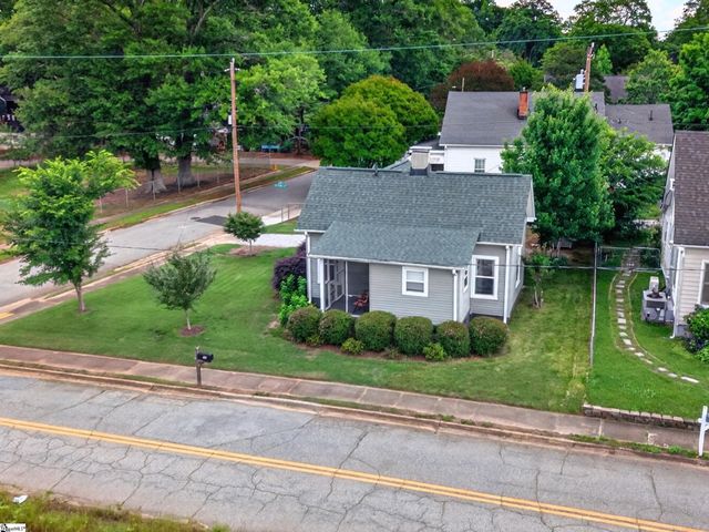 46 Hutchins Street, Greenville, SC 29605