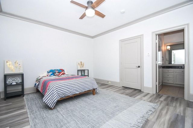 2702 Tudor Manor, Houston, TX 77082