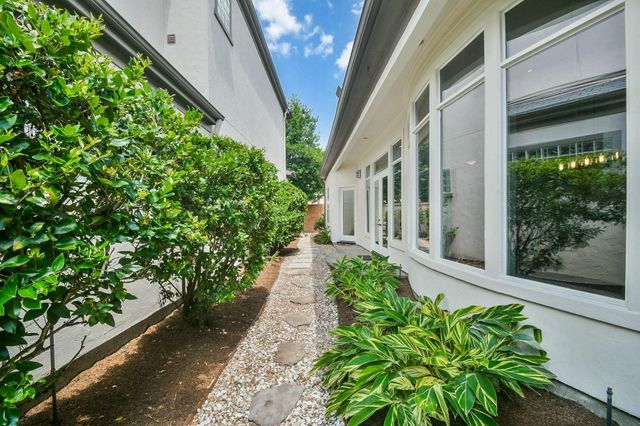 2702 Tudor Manor, Houston, TX 77082