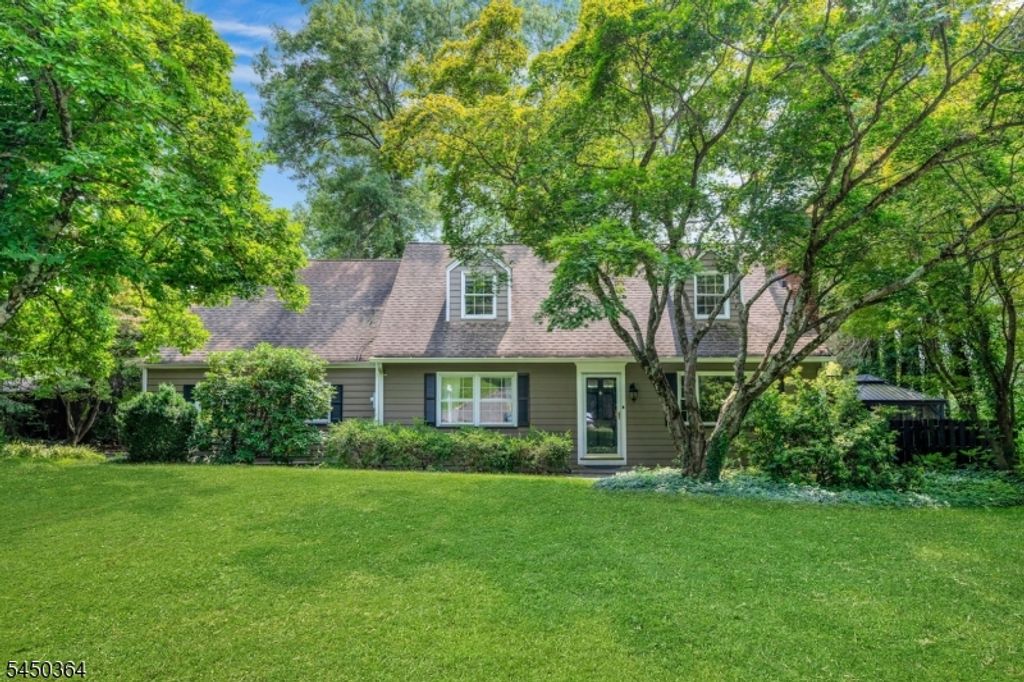 843 Long Hill Rd, Long Hill Twp., NJ 07933 — exterior