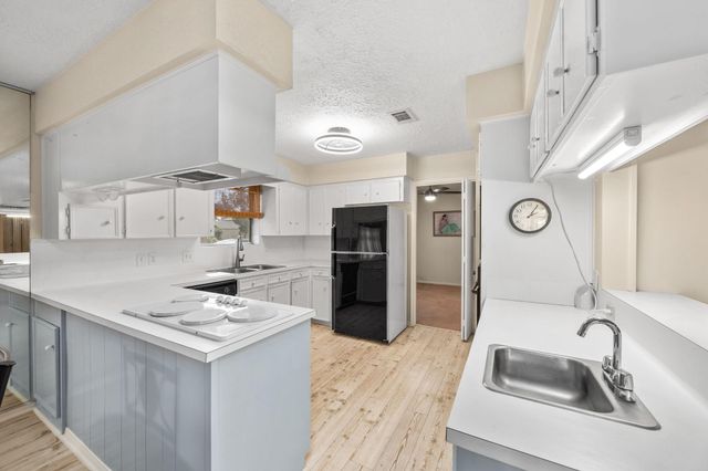 3138 Quail Valley East Drive, Missouri City, TX 77489