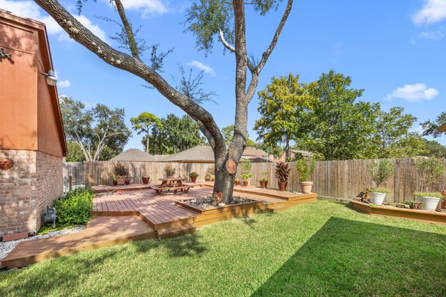 3138 Quail Valley East Drive, Missouri City, TX 77489