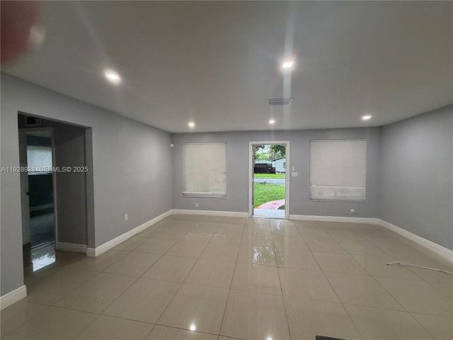 45 NW 99th St, Miami Shores, FL 33150