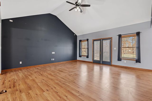 10485 Mattie Lane, Wheatfield, IN 46392