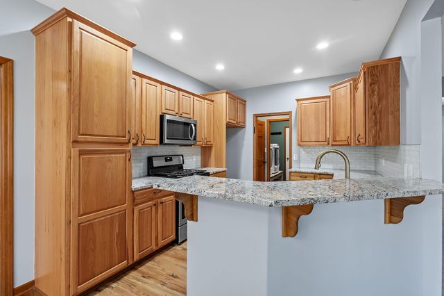 10485 Mattie Lane, Wheatfield, IN 46392