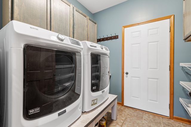 10485 Mattie Lane, Wheatfield, IN 46392