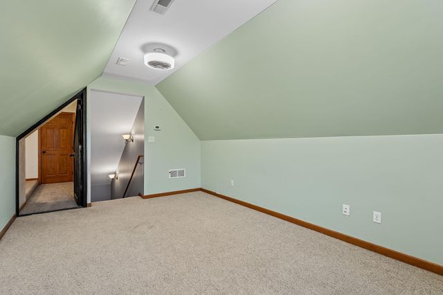 10485 Mattie Lane, Wheatfield, IN 46392