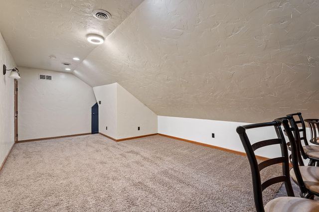 10485 Mattie Lane, Wheatfield, IN 46392