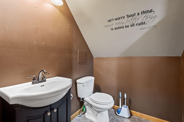 10485 Mattie Lane, Wheatfield, IN 46392