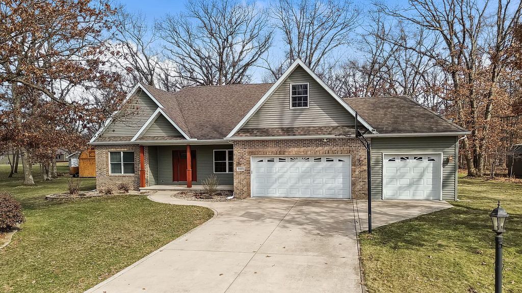 10485 Mattie Lane, Wheatfield, IN 46392