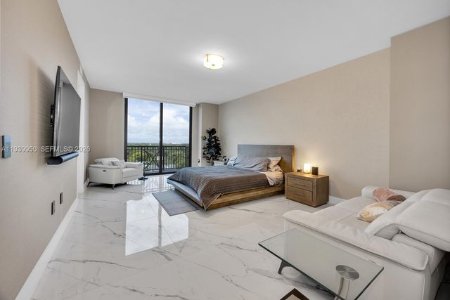 301 Altara Ave LPH914, Coral Gables, FL 33146