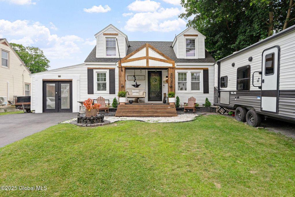 3004 Westside Avenue, Rotterdam, NY 12306