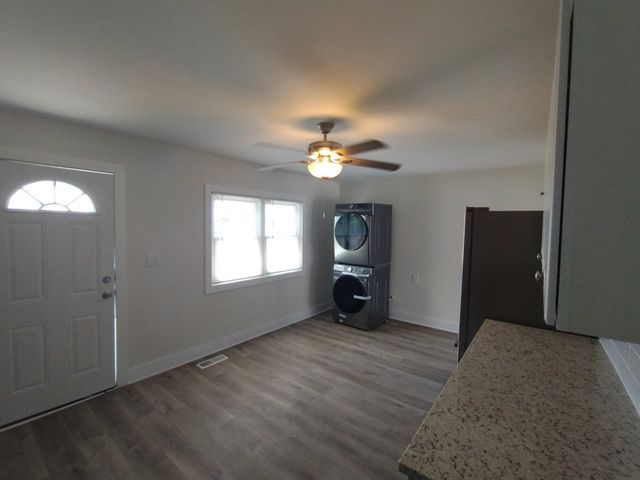 615 Hamrick Avenue, Romeoville, IL 60446