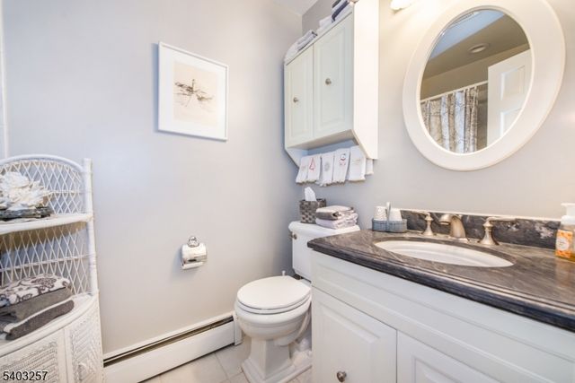 34 Carlos Dr, Fairfield Twp., NJ 07004