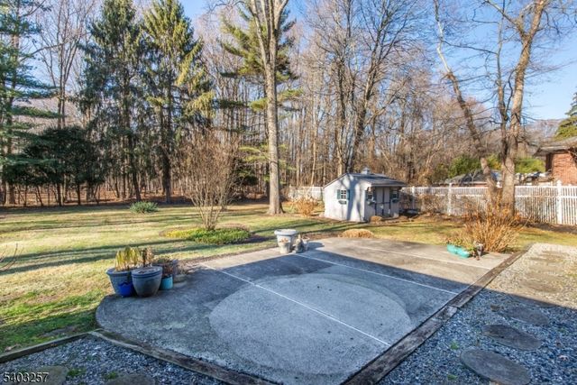 34 Carlos Dr, Fairfield Twp., NJ 07004