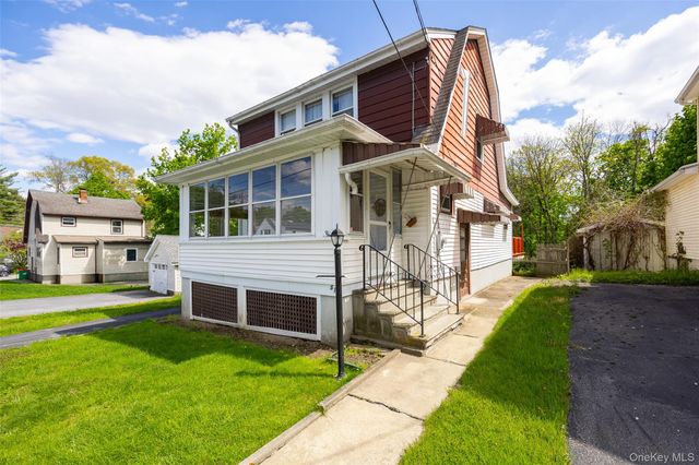 6 Irving Avenue, Poughkeepsie, NY 12601