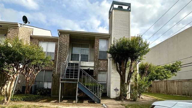 3900 Woodchase Drive 92, Houston, TX 77042