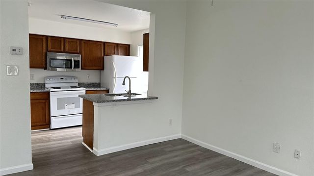 3900 Woodchase Drive 92, Houston, TX 77042