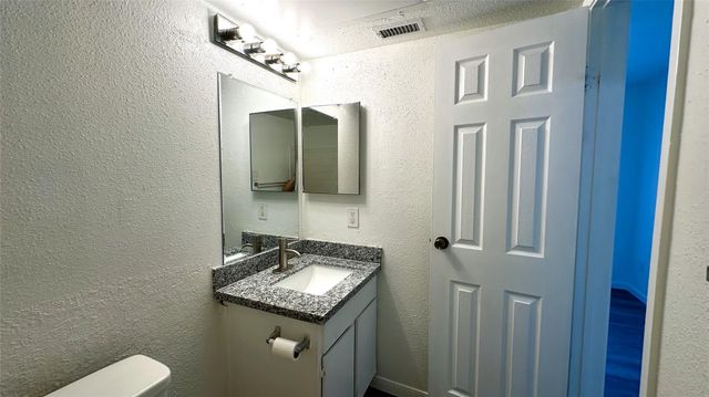 3900 Woodchase Drive 92, Houston, TX 77042