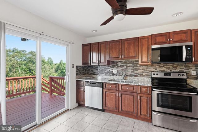 6415 CRAIGMONT RD, Baltimore, MD 21207