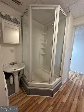 6415 CRAIGMONT RD, Baltimore, MD 21207