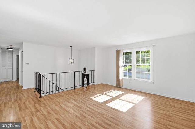 6415 CRAIGMONT RD, Baltimore, MD 21207