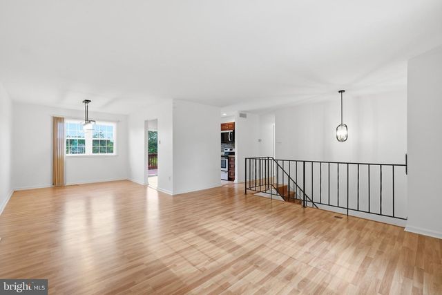 6415 CRAIGMONT RD, Baltimore, MD 21207