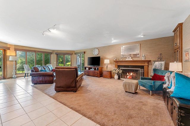2641 POPLAR SPRINGS CIRCLE, Green Bay, WI 54304