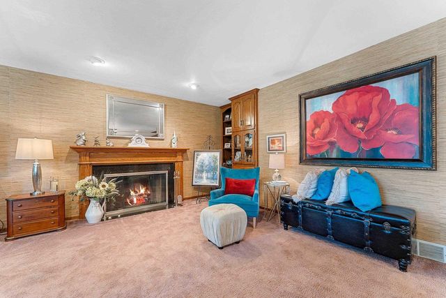 2641 POPLAR SPRINGS CIRCLE, Green Bay, WI 54304