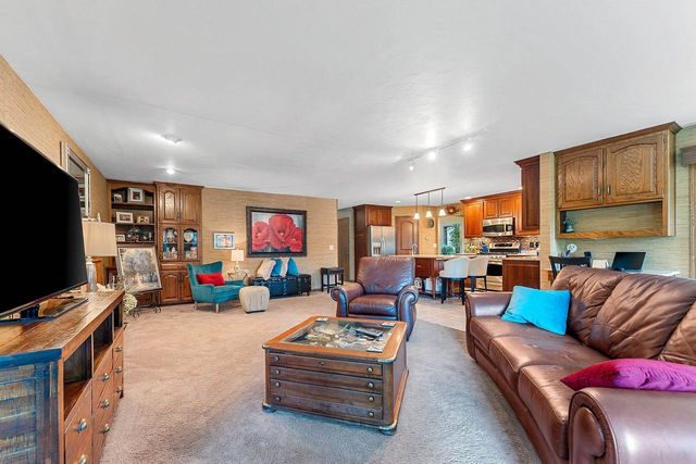 2641 POPLAR SPRINGS CIRCLE, Green Bay, WI 54304