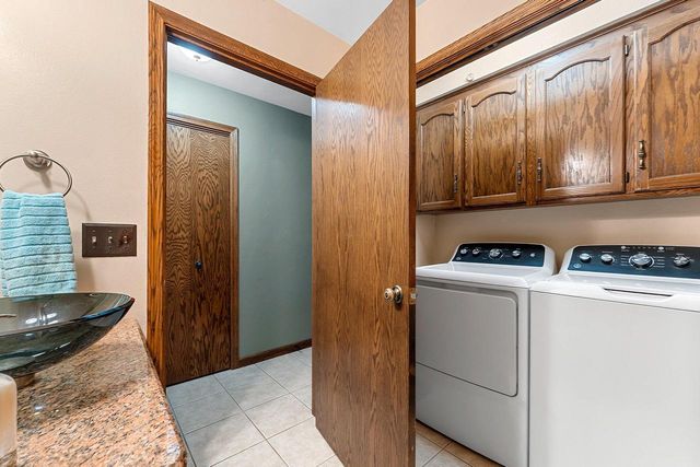 2641 POPLAR SPRINGS CIRCLE, Green Bay, WI 54304