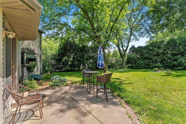 2641 POPLAR SPRINGS CIRCLE, Green Bay, WI 54304