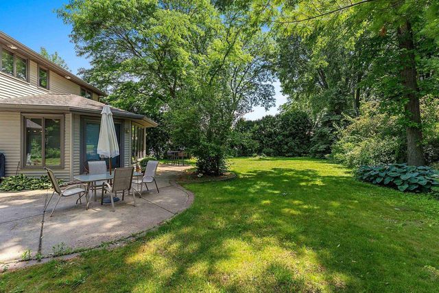 2641 POPLAR SPRINGS CIRCLE, Green Bay, WI 54304