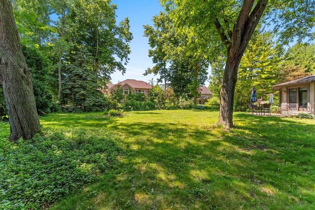 2641 POPLAR SPRINGS CIRCLE, Green Bay, WI 54304