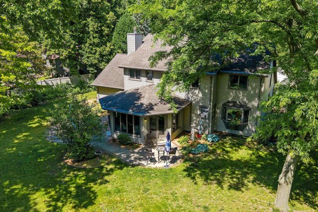 2641 POPLAR SPRINGS CIRCLE, Green Bay, WI 54304