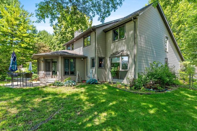 2641 POPLAR SPRINGS CIRCLE, Green Bay, WI 54304