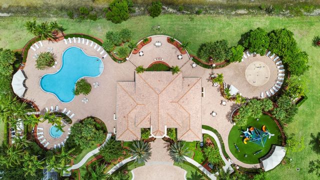 2101 Belcara Court, West Palm Beach, FL 33411