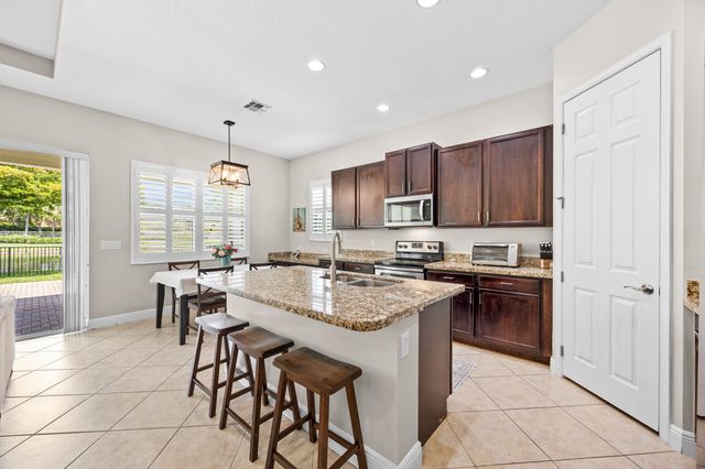 2101 Belcara Court, West Palm Beach, FL 33411